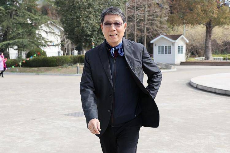 伊人影院蕉久